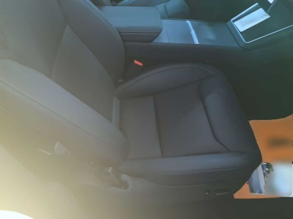 Tesla Model Y 2026 Rear-Drive Model