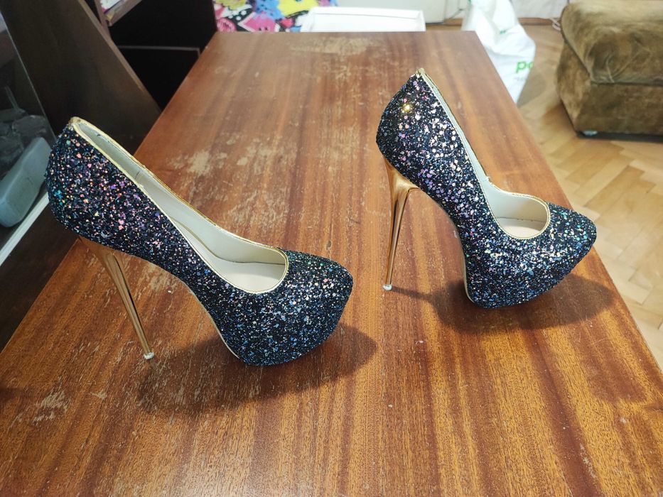 Обувки Дамски на Висок ток 12см в Диско цвят с Пайети-Като Нови