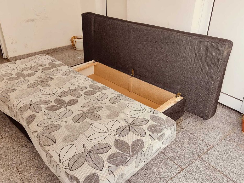 Разтегателен Диван + ракла