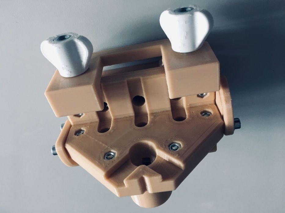 Sablon mobila din plastic dur bej pentru demontabili minifix 15 v.4.0