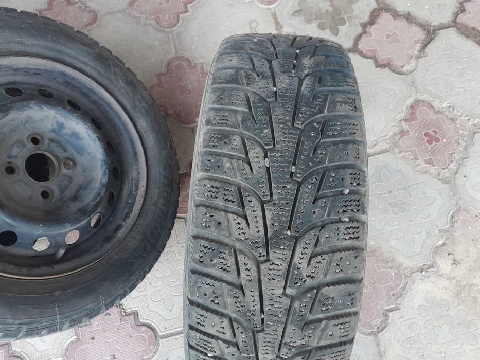 Продам зимние шины