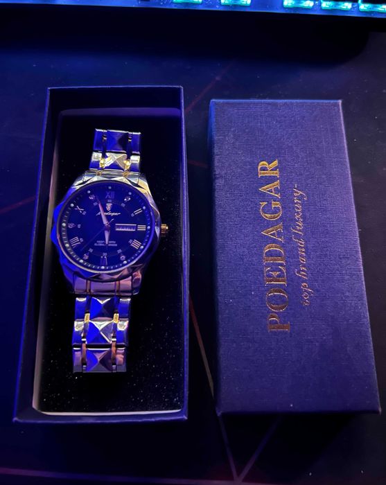 Луксозен Часовник