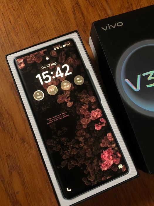 Смартфон Vivo V30e