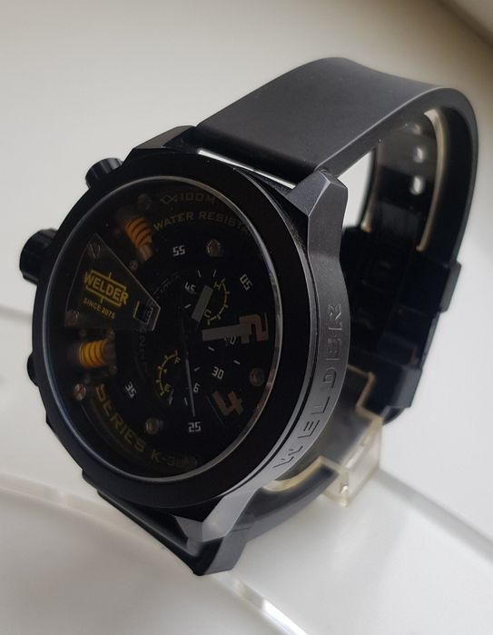 Мужские оригинальные часы WELDER - K38. 700