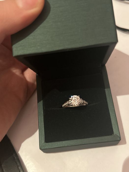 кольцо серебро/бриллиант