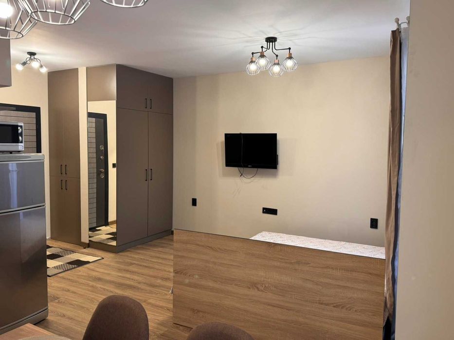 Дава се под наем Ателие в Бургас, Сарафово - 37 кв.м за 350 € - Снимка #4