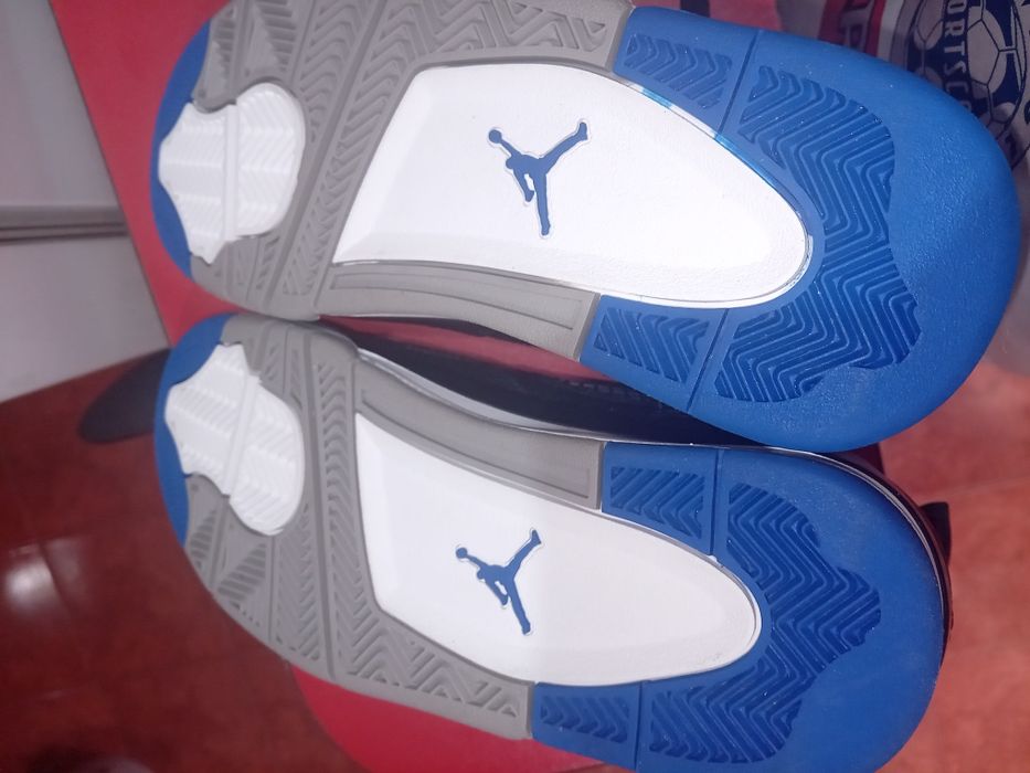 Jordan air retro 4