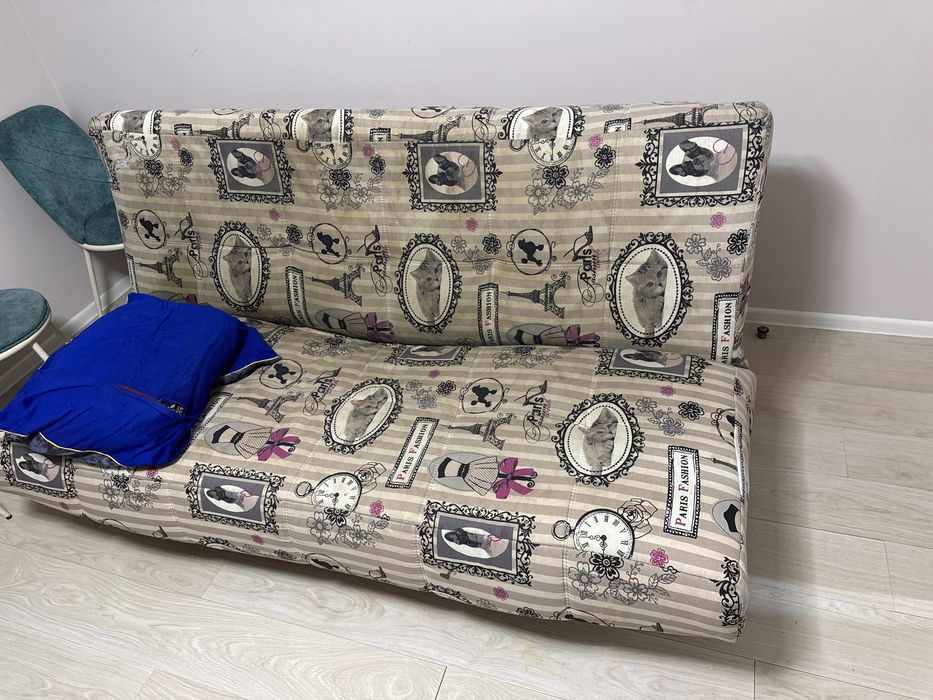 Отдам даром два дивана