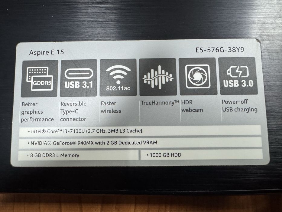 Лаптоп ACER Aspire E 15 i3