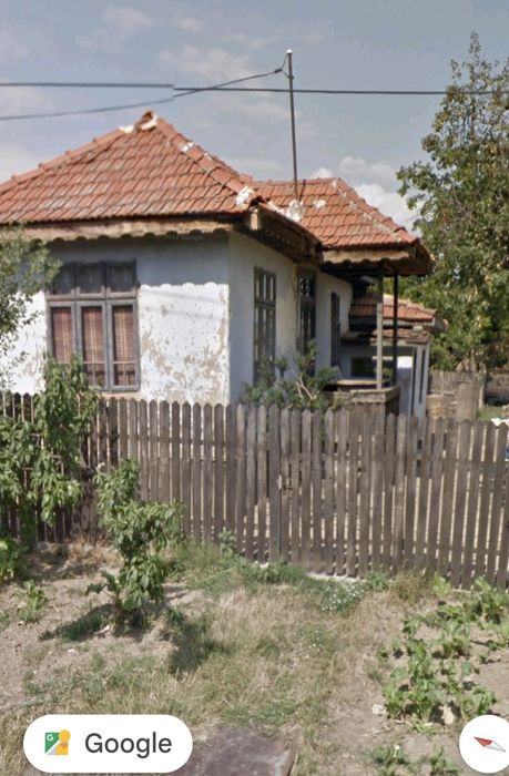 Teren cu casă bătrânească Topliceni
