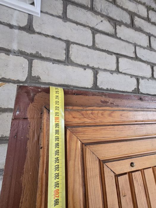 Продам мет. дверь (бу)