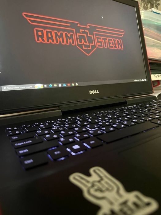 Игровой Dell Inspiron 15 7000 / GTX 1050 Ti / SSD + HDD