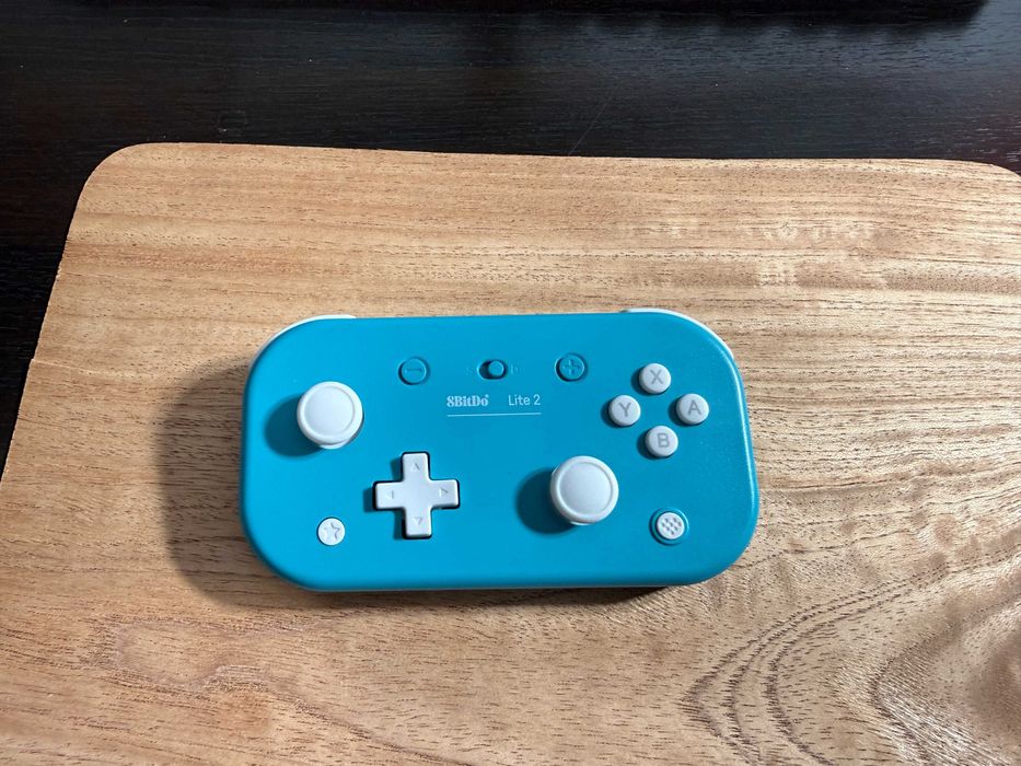 Controller Nintendo Switch 8Bitdo Lite 2 (ca nou)