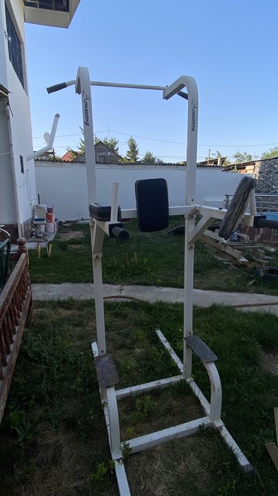 Тренажерный брусья