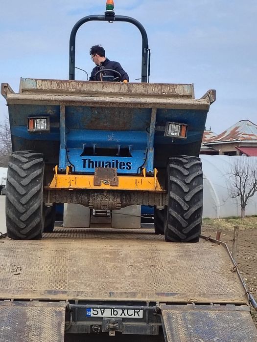 Excavator de 6t de inchiriat/ dumper 6t.