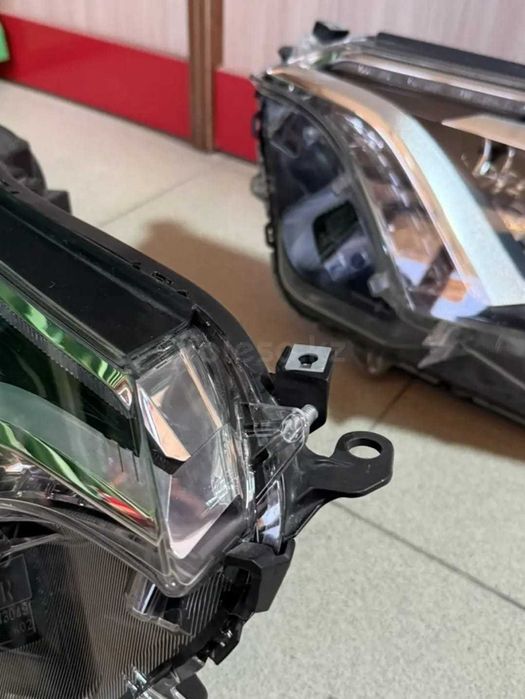 Фара rav 4 б у оригинал LED