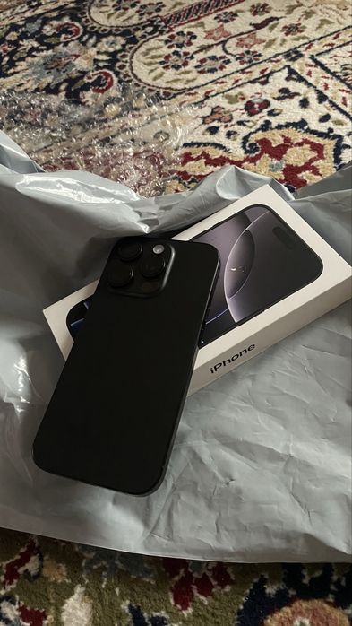 iPhone 16 про 256 гб