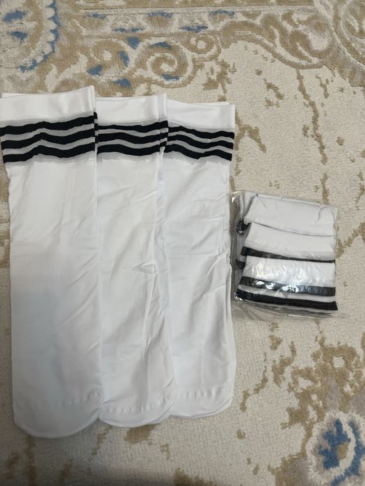 продам школьную блузку и гольфы