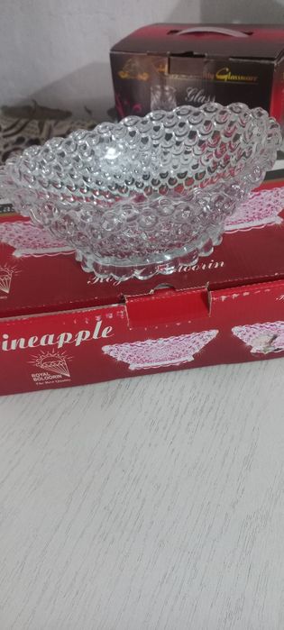 Продам салатницы и фужеры