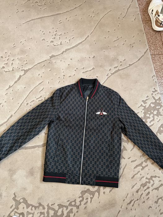 jacketa gucci de vanzare