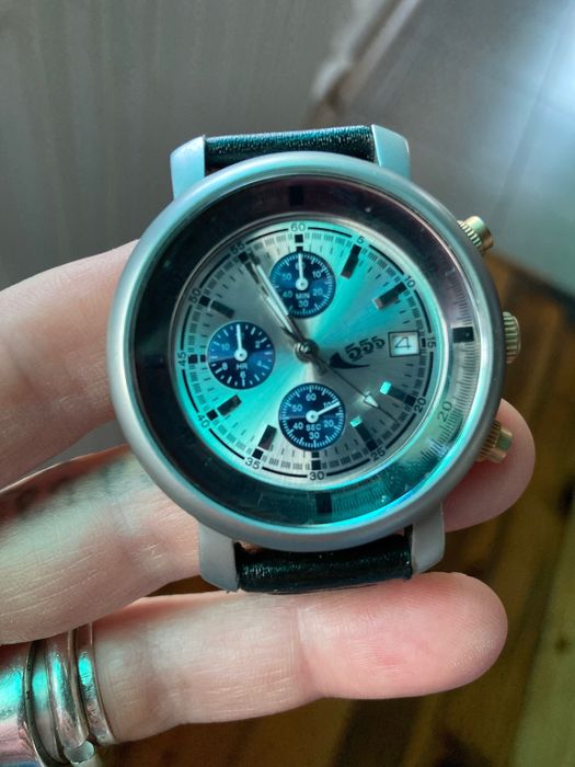 Кварцов хронограф марка 555