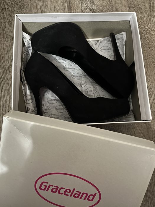 Черни токчета 40 номер