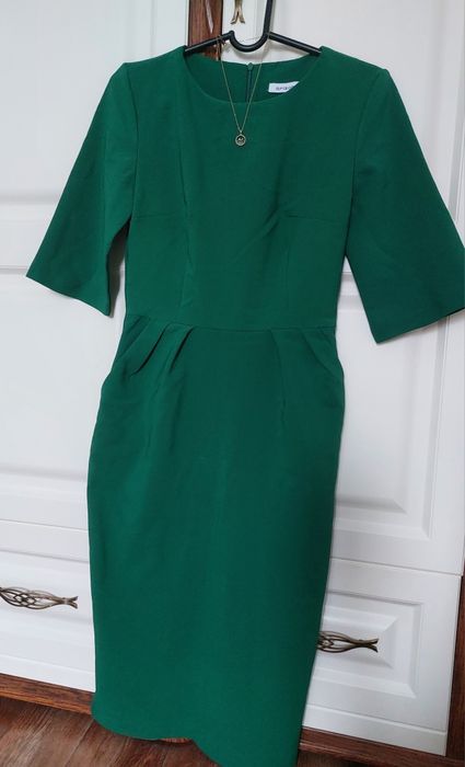 Женская одежда..