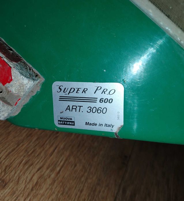 Плиткорез. Подробно в описании.