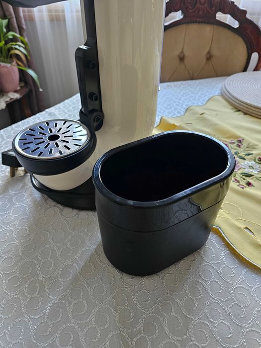 Кафе машина Nescafe Dolce Gusto