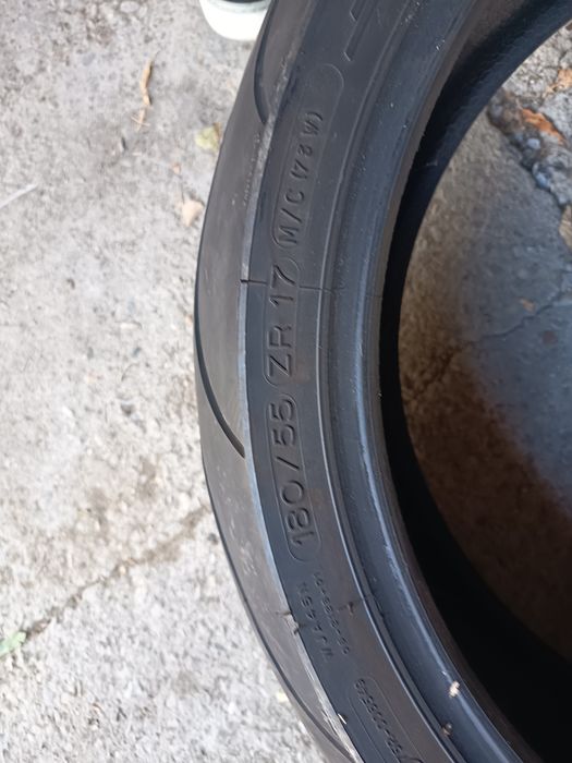 Set anvelope 180/55 R17 și 120/70 R17 dot 2023