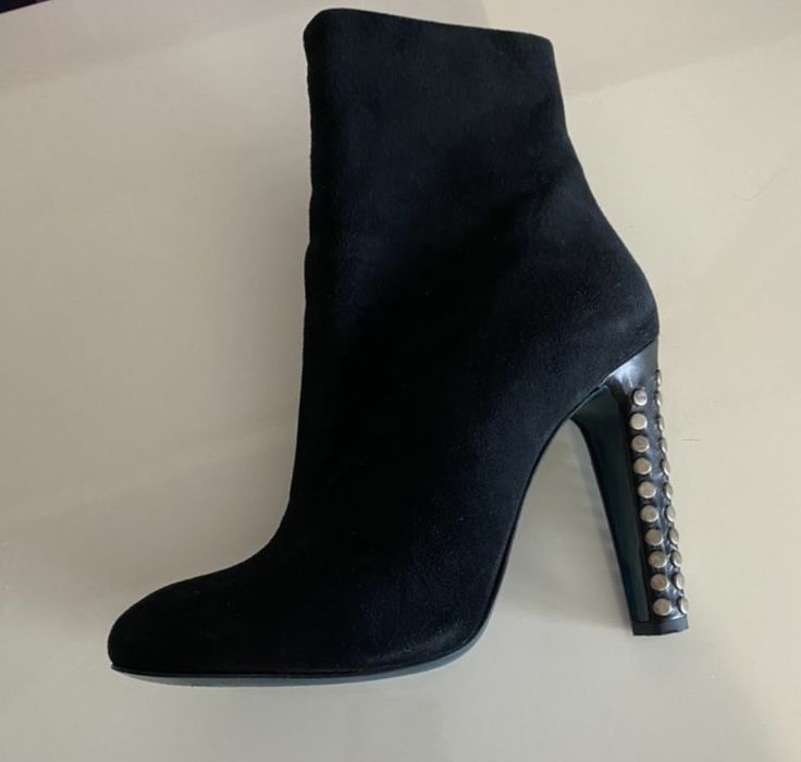 Patrizia Pepe, Sam Edelman, Aldo, Dogo shoes, Josef Seibel