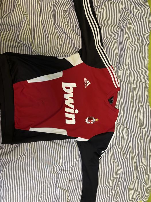 Adidas горнище на Милан размер М