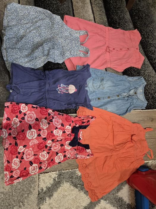 Блузи и панталони за момиче рр 80-86 целия лот 60 лв