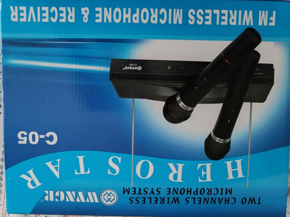 Sistem karaoke, 2xMicrofoane wir Receptor Herostar  WVNGR C-05, Negru
