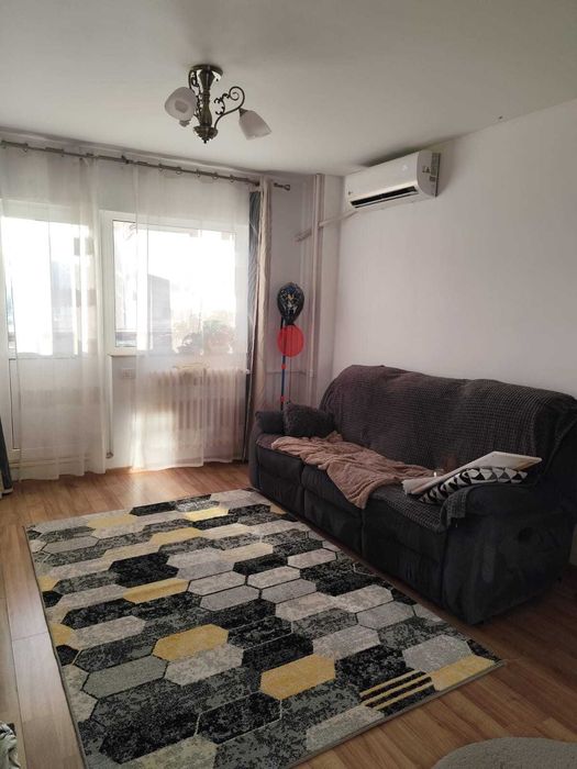 Apartament 4 camere spațios, renovat, etaj 3/10, Margeanului