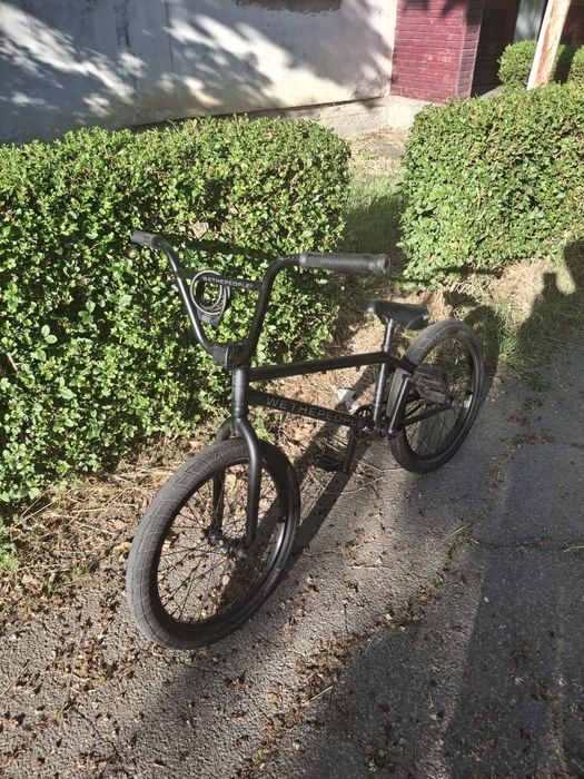 Bicicleta bmx wethepeople wtp nova aproape ca nou + 2 peguri si frane