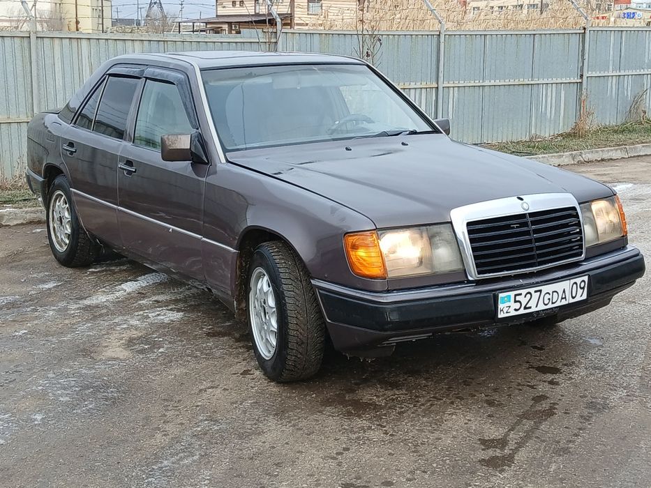 Мерседес 124. дизель.1992г.в.