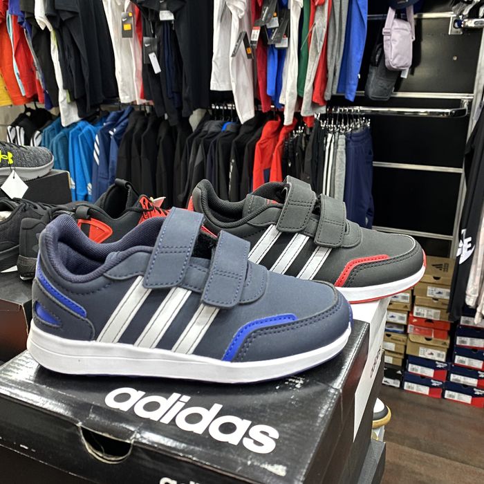 28;28.5;31.5 Adidas Vs Switch | Оригинални детски маратонки