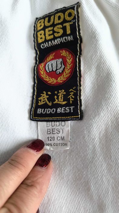 Kimono Ashihara-Karate potrivit înălțimii de 120 cm