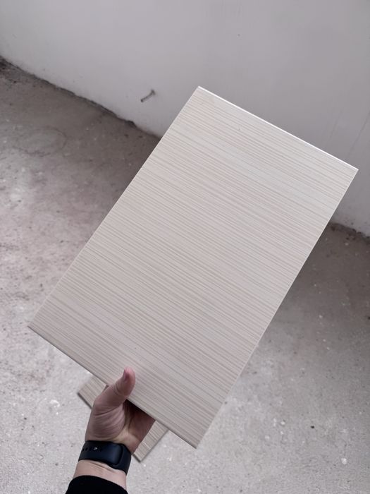 Gresie și faianță NOI – preț avantajos!