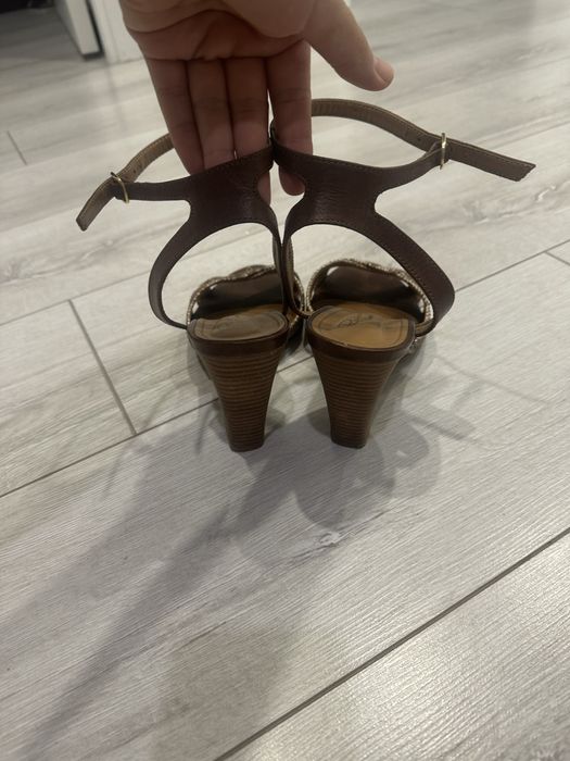 босоножки Respect