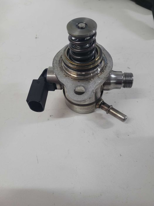 Pompa benzina inalta 05E127027 1.5 TSI VW Audi Skoda Seat