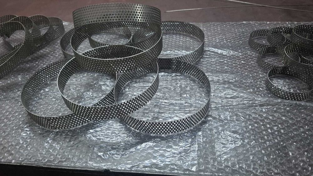 Cercuri din inox perforat si neperforat.