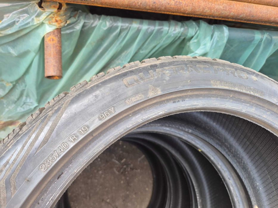 4 Anvelope VARA IARNA - 235/40/19 - Vredestein - Stare F BUNA - DOT 2023 !