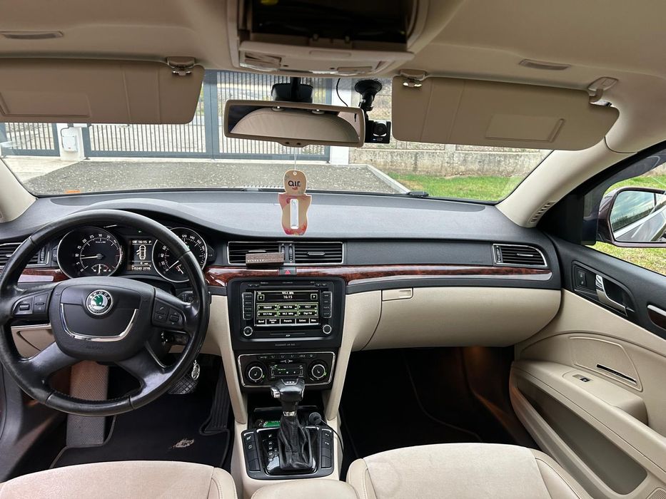 Skoda superb  170 cp 4500 euro