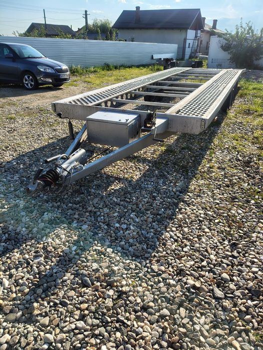 Platforma 2 pozitii,3 axe,9 metrii aluminiu 2400 euro