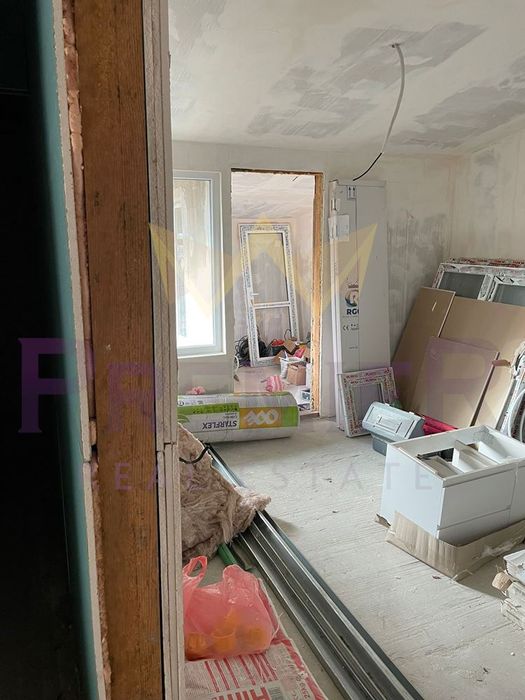 Продава се Къща в Провадия - 90 кв.м за 806 €/кв.м - Снимка #2