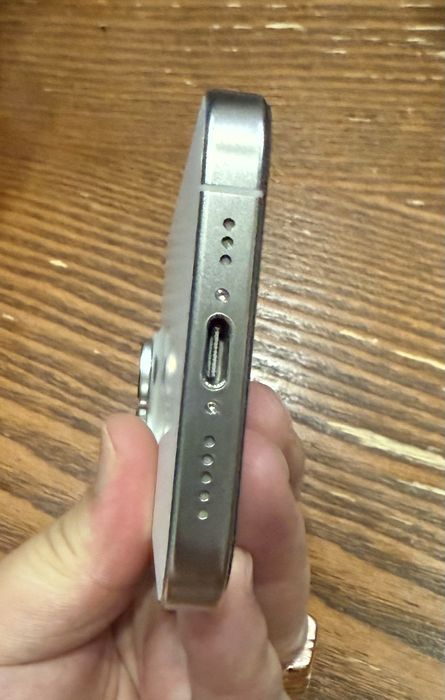 iPhone 15 Pro 256gb KH/A