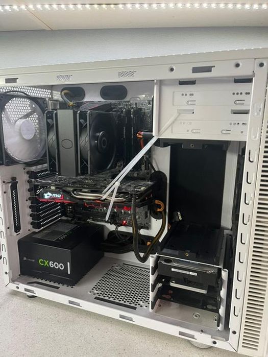 Геймърски компютър