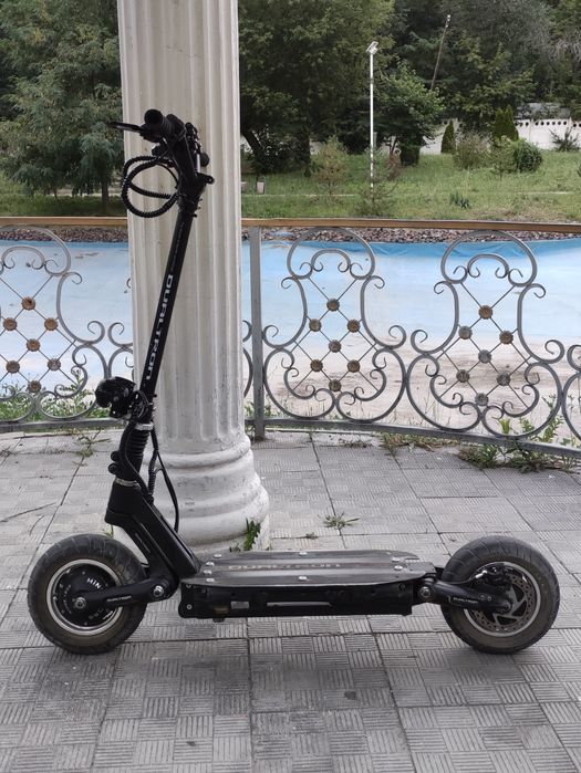 Электросамокат dualtron victor